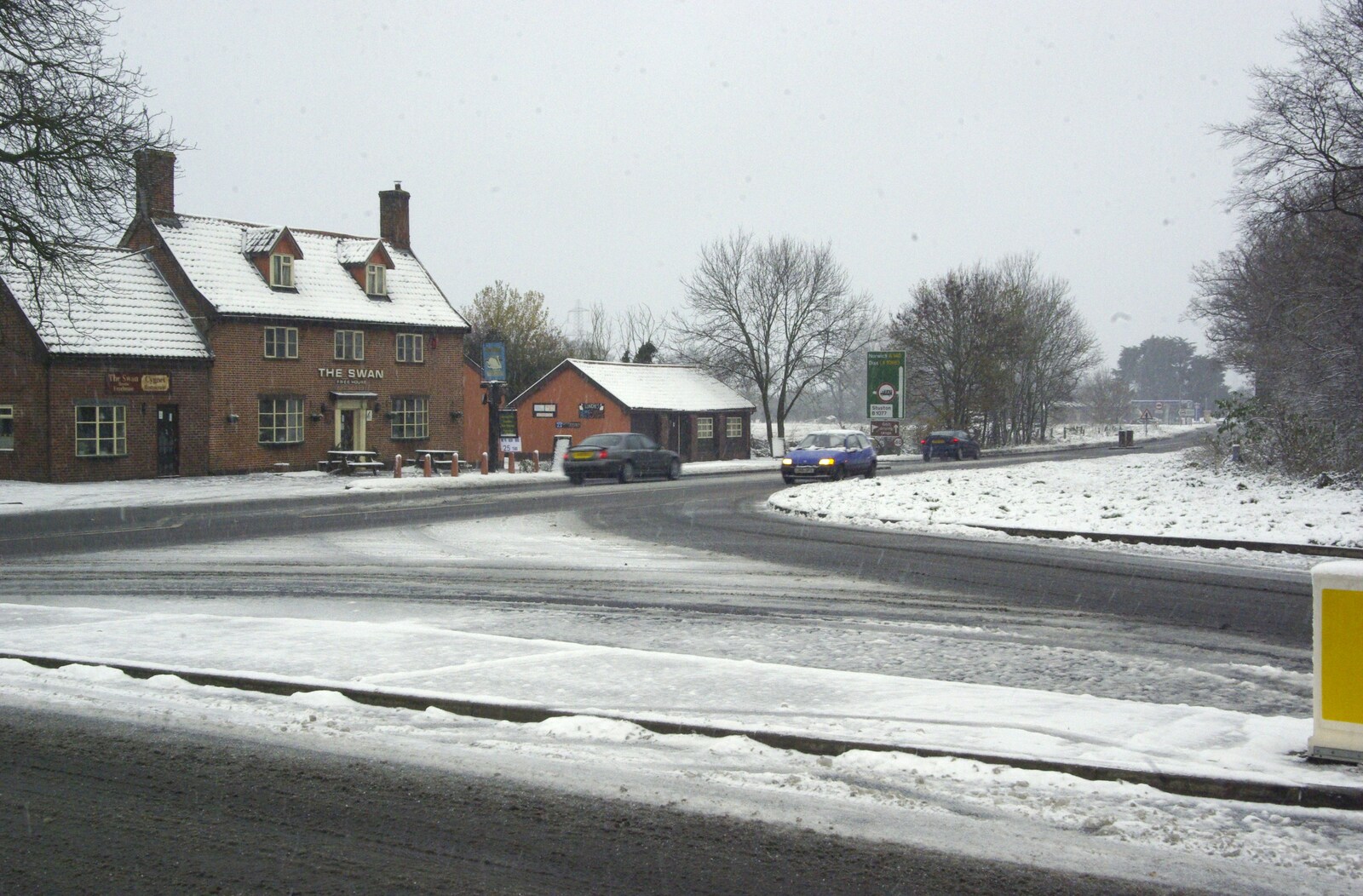 Snow Days, Brome, Suffolk - 22nd November 2008: Nosher's local - the Brome Swan, on the A140