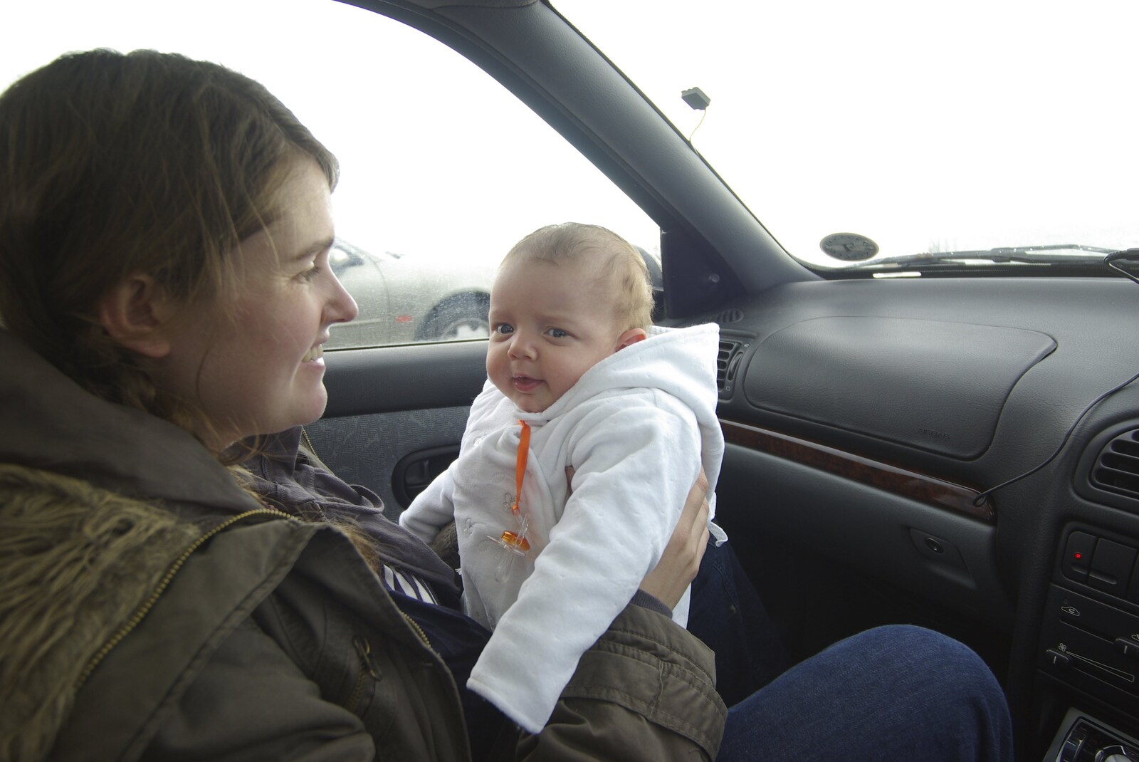 A Trip to New Milton and Barton-on-Sea, Hampshire - 27th November 2008: As the rain closes in, we sit in the car