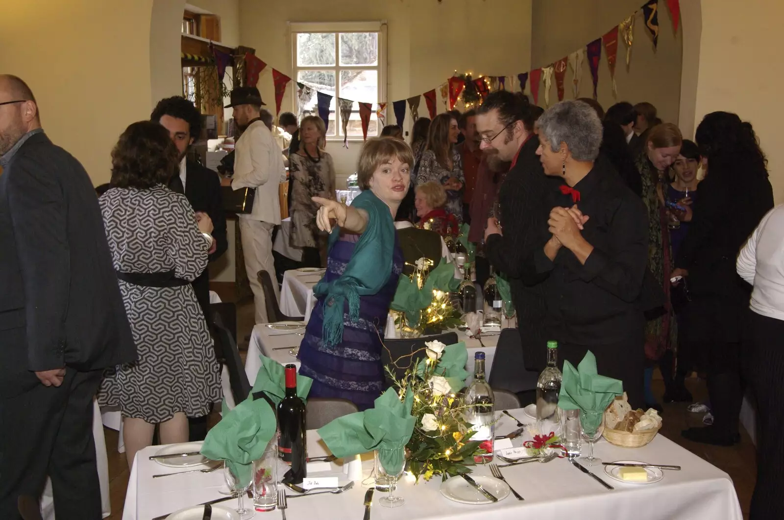 Abbie points, from An Oxford Wedding, Iffley, Oxfordshire - 20th December 2008