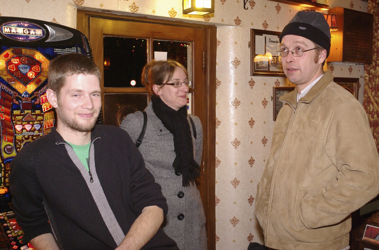 New Year Trips to the Swan Inn, Brome, Suffolk - 6th January 2009: The Boy Phil, Sue and Marc