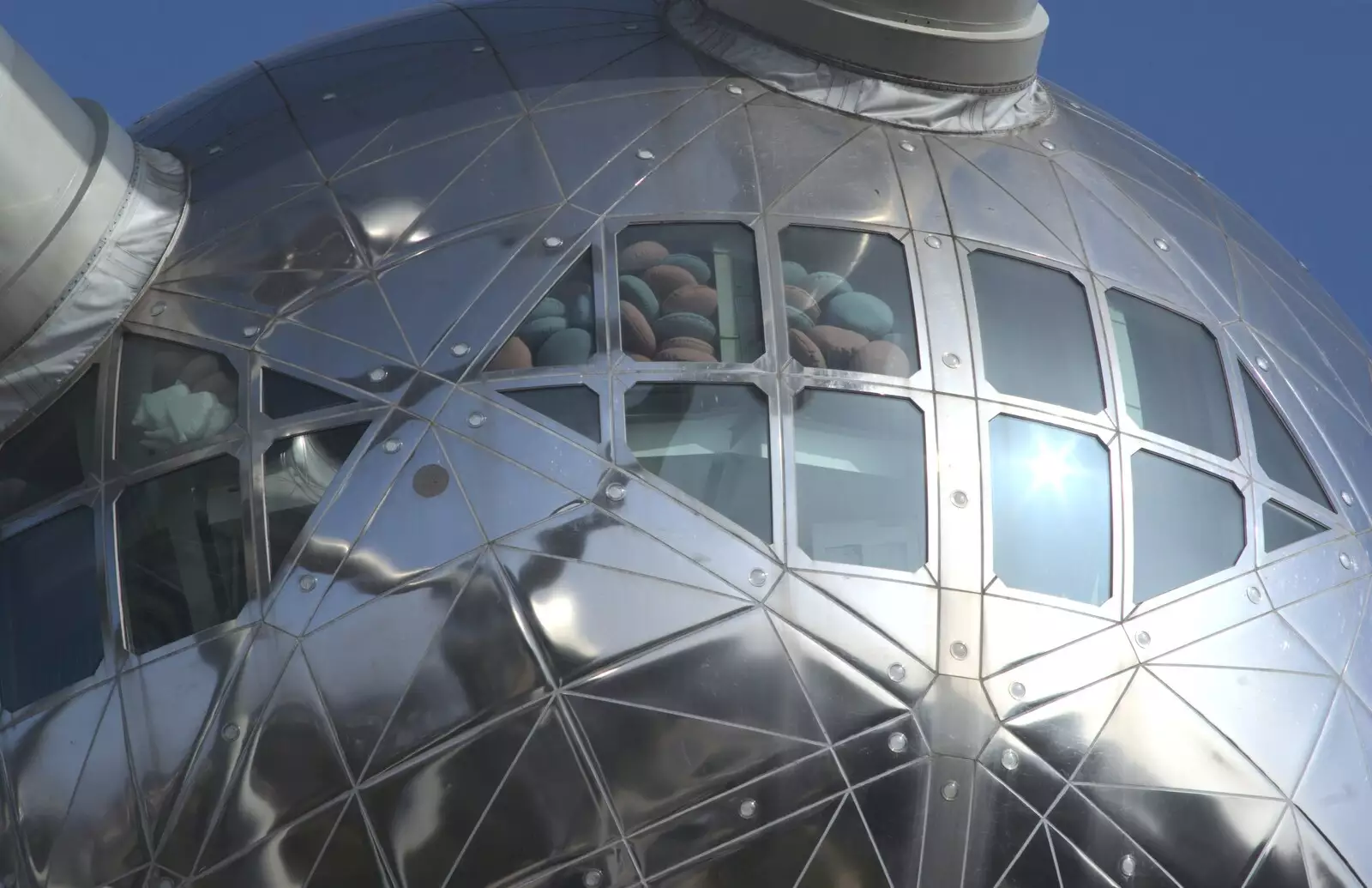 The Atomium looks like a B-29, from A Day Trip to Brussels, Belgium - 5th April 2009