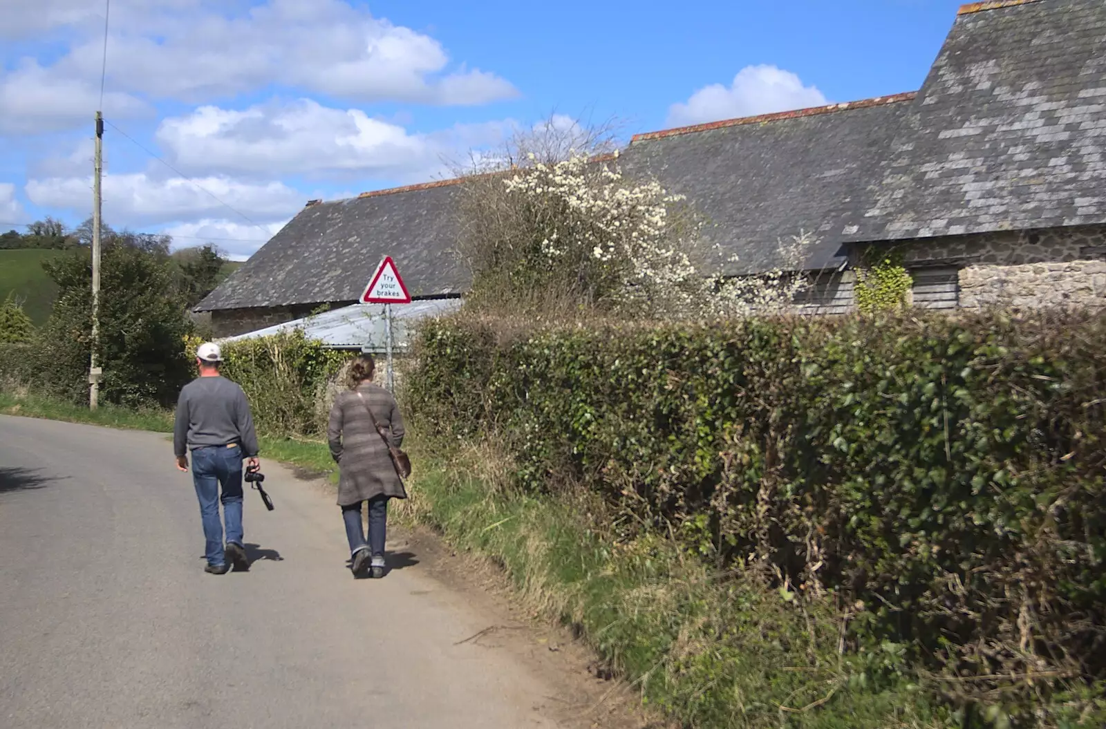 We walk up the hill past the lido, from An Easter Weekend in Chagford, Devon - 12th April 2009