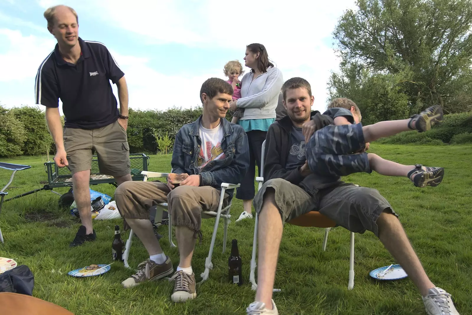 Phil does some child tormenting as Ninja M watches, from Martina's Birthday Barbeque, Thrandeston, Suffolk - 23rd May 2009