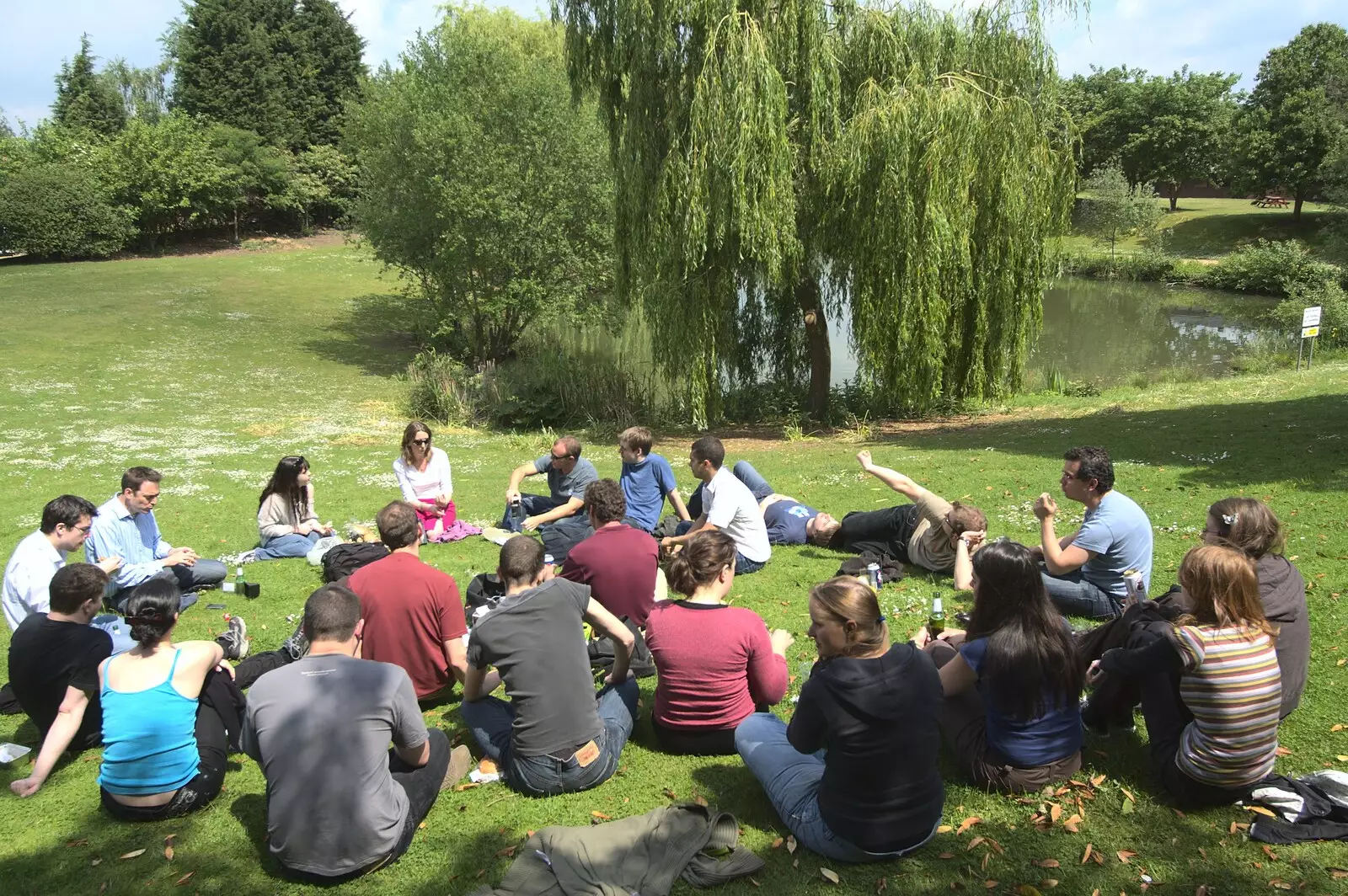 Picnic near the lake, from Taptu's Million Searches, and a Picnic, Science Park, Cambridge - 29th May 2009