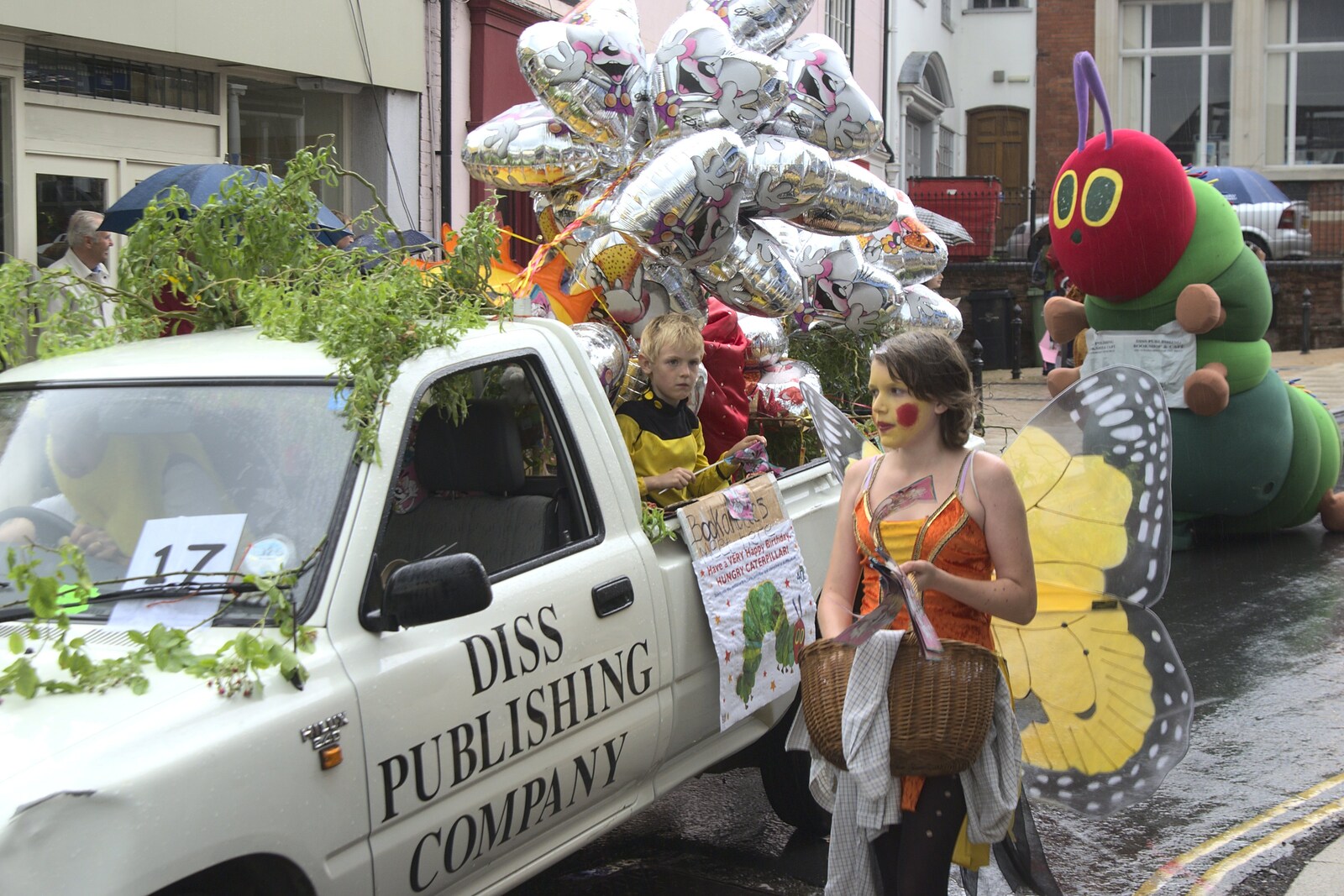 A van full of silver balloons from Diss Carnival Procession, Diss, Norfolk - 21st June 2009