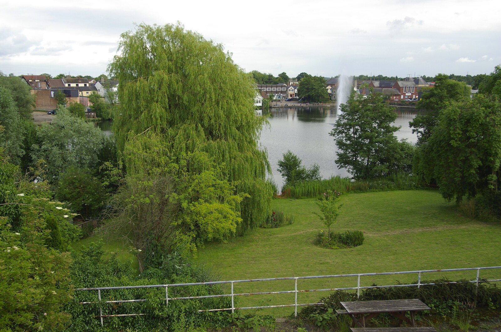 A view of the Mere from Denmark Street from Diss Carnival Procession, Diss, Norfolk - 21st June 2009