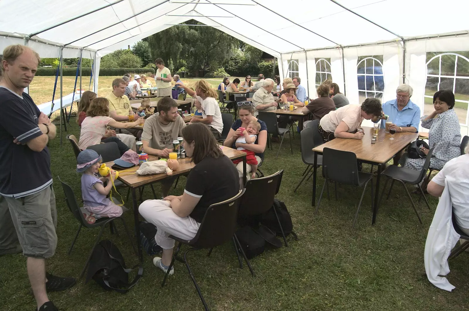 The tent, from Thrandeston Pig: A Hog Roast, Little Green, Thrandeston, Suffolk - 29th June 2009