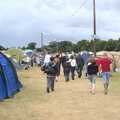 The crowds head off to the arena, The Latitude Festival, Henham Park, Suffolk - 20th July 2009