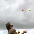 Juggling balls, The Latitude Festival, Henham Park, Suffolk - 20th July 2009