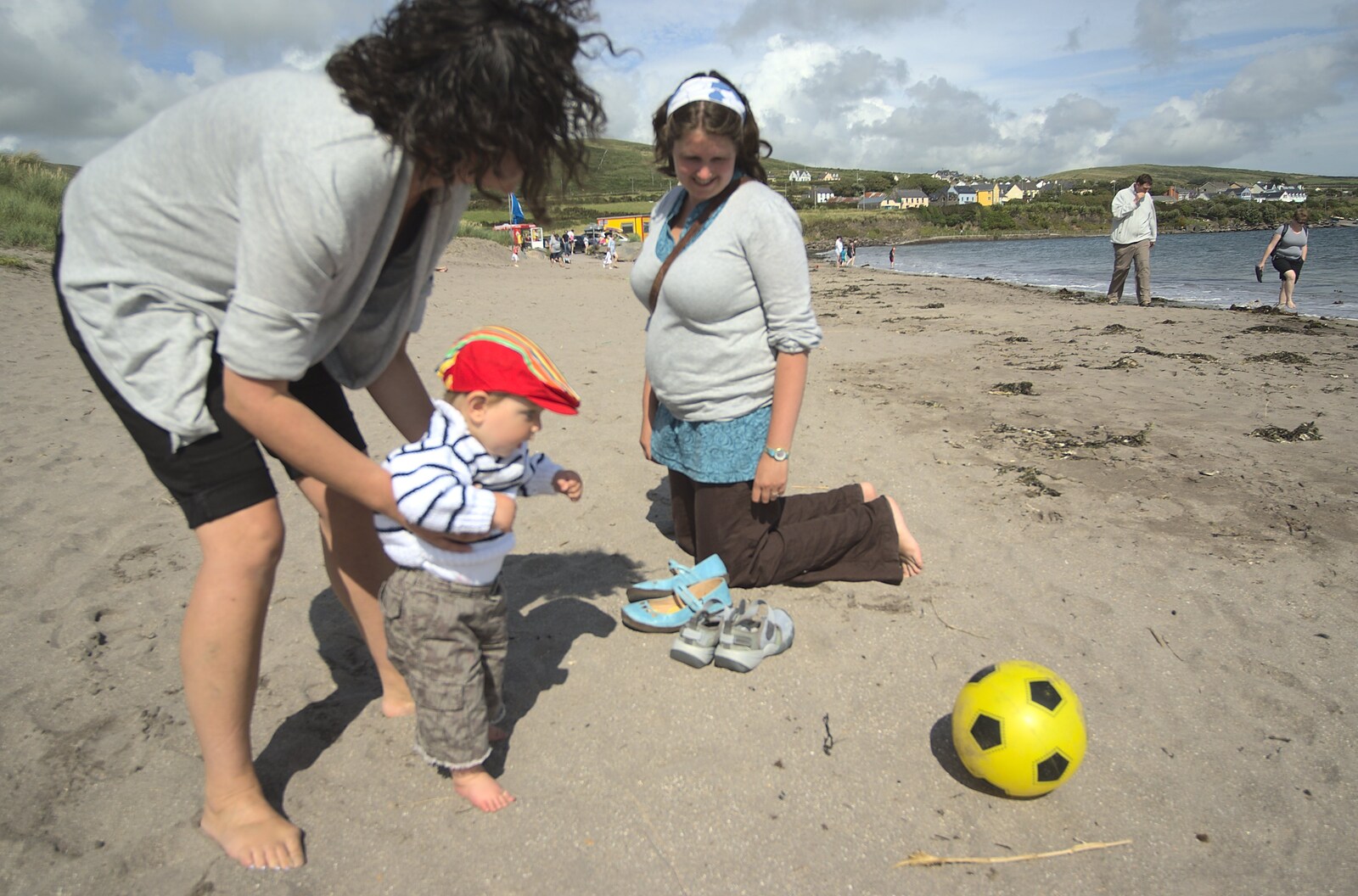 Evelyn, Fred and Isobel at Ventry Strand from A Trip to Dingle, County Kerry, Ireland - 21st July 2009