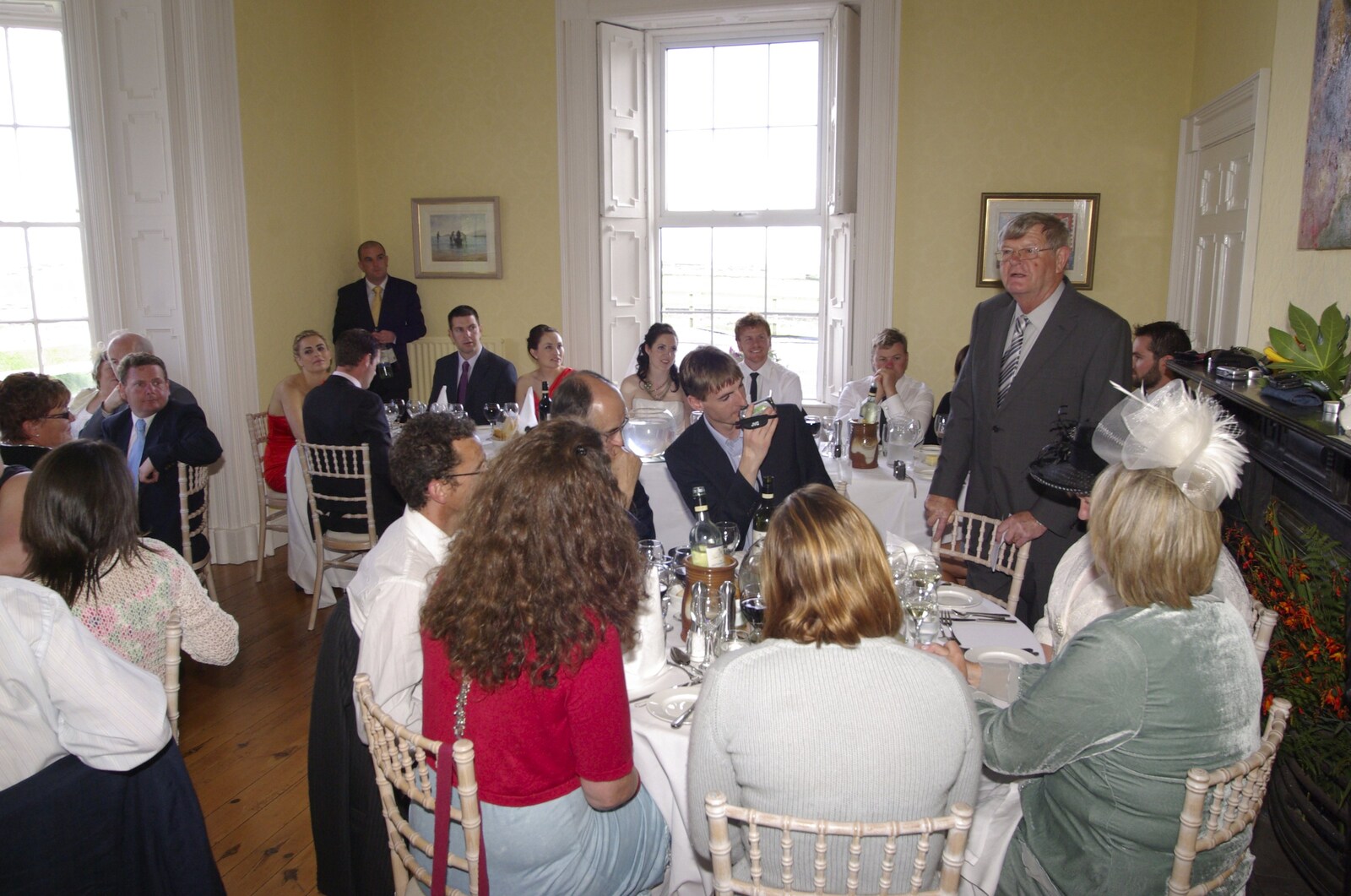 Jimmy does a speech from Julie and Cameron's Wedding, Ballintaggart House, Dingle - 24th July 2009