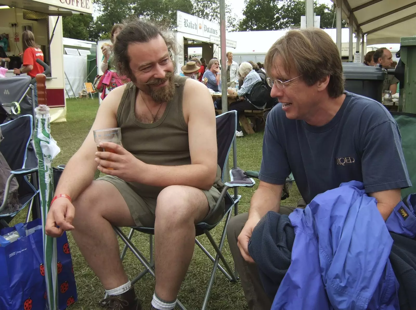 Noddy chats to Dan from Qualcomm in California, from The Cambridge Folk Festival, Cherry Hinton Hall, Cambridge - 1st August 2009