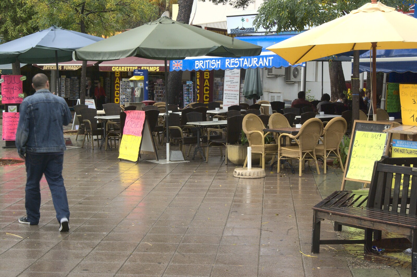 The tragic sight of a 'British Restaurant' from A Postcard From Palmanova, Mallorca, Spain - 21st September 2009