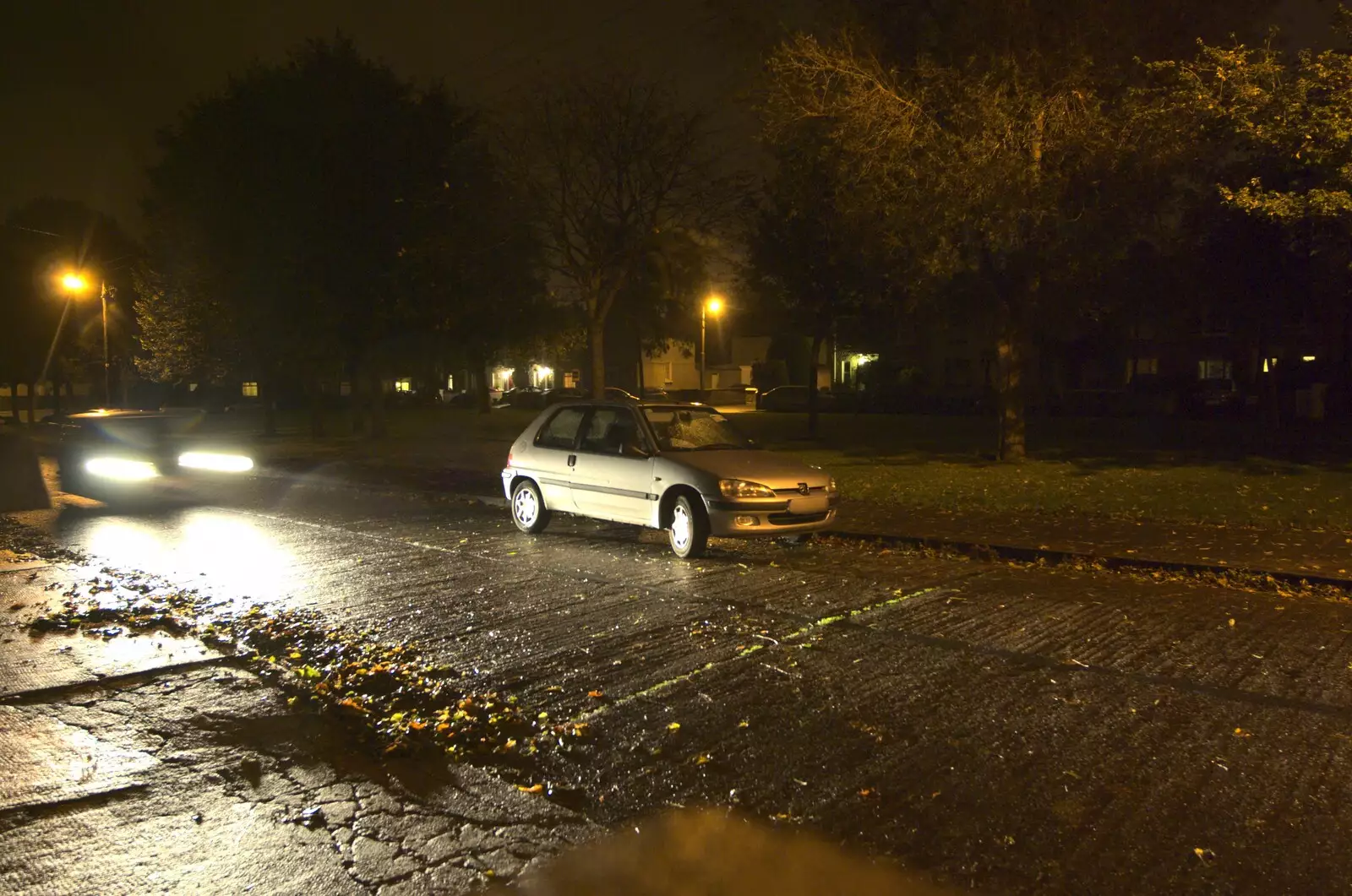 A Monkstown Street in the rain, from A Trip to Evelyn and Louise's, Monkstown Farm, County Dublin, Ireland - October 25th 2009