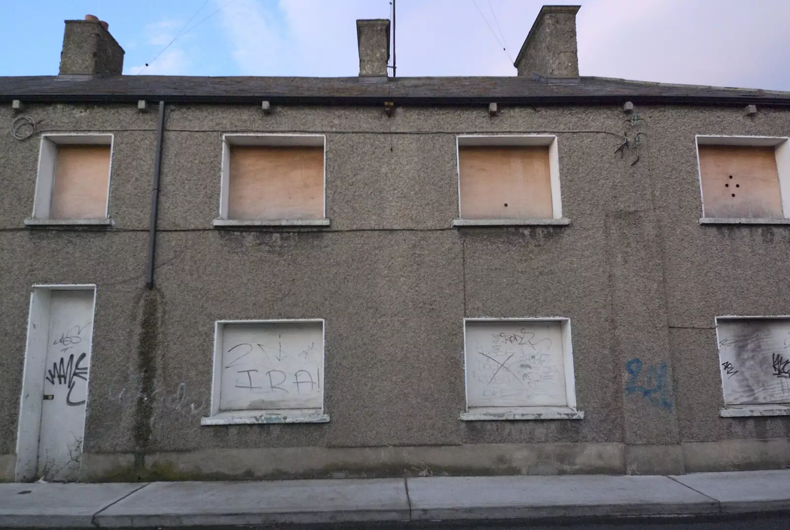 Derelict house in Monkstown, from A Trip to Evelyn and Louise's, Monkstown Farm, County Dublin, Ireland - October 25th 2009