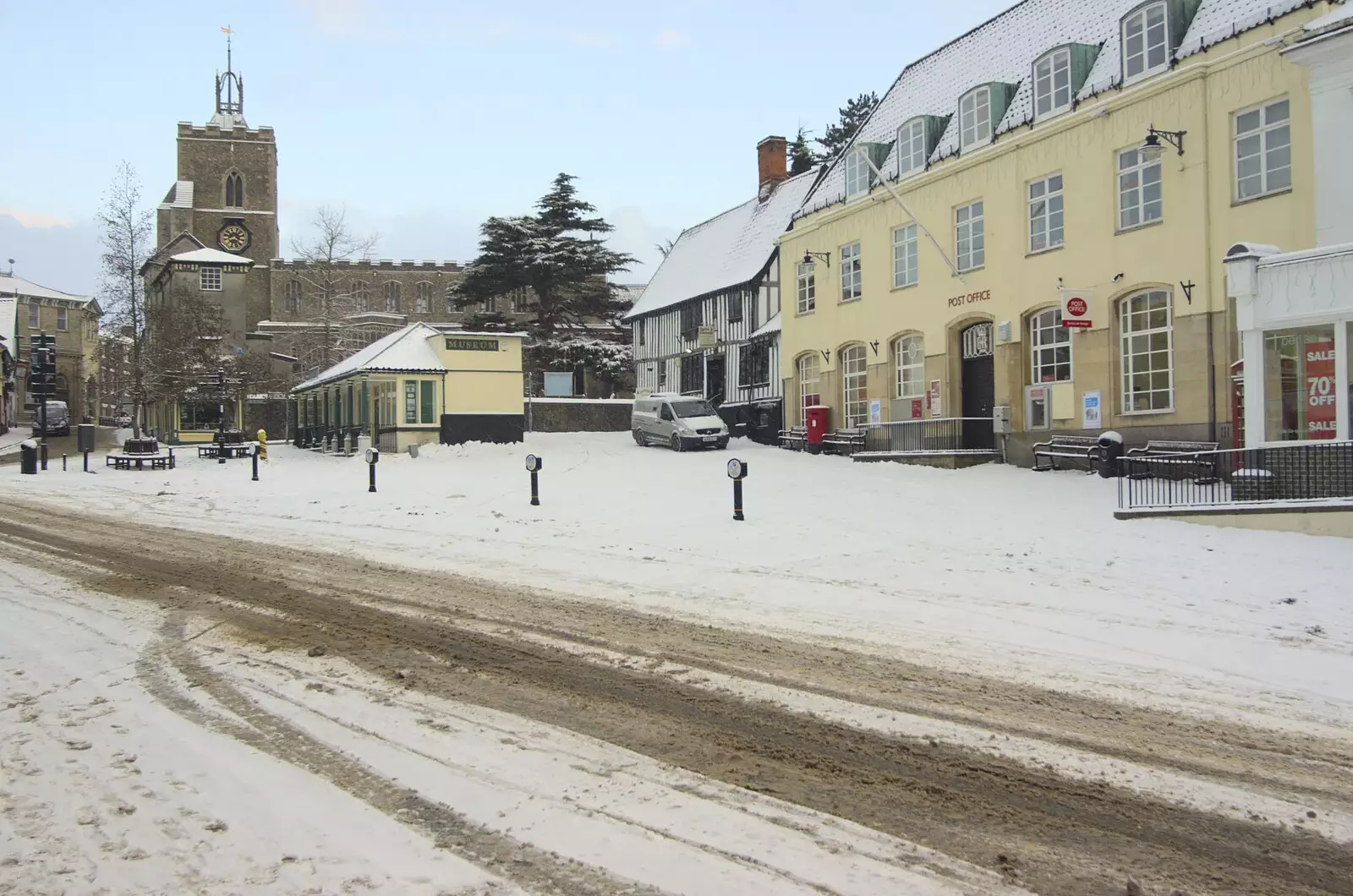 Diss Market Place and the Post Office, from A Snowy Miscellany, Diss, Norfolk - 9th January 2010