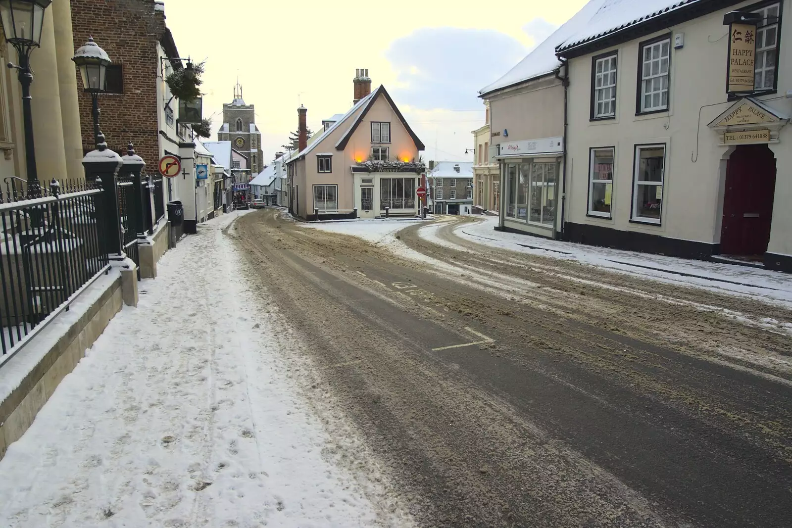 Looking down St. Nicholas Street towards the church, from A Snowy Miscellany, Diss, Norfolk - 9th January 2010