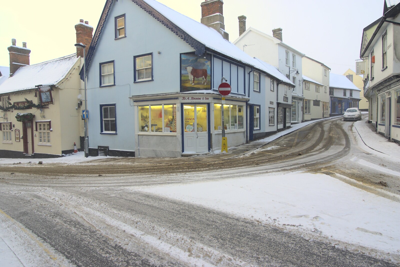 A Snowy Miscellany, Diss, Norfolk - 9th January 2010: Browne's the butchers is already up and open