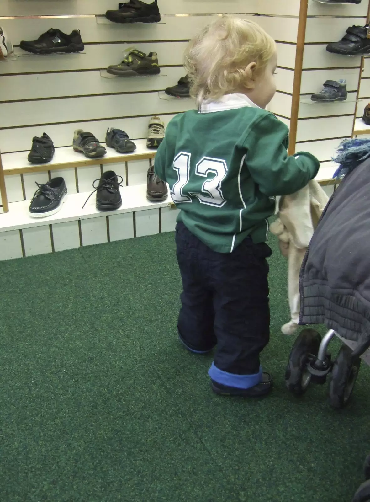 Fred gets new shoes, from Fred in Monkstown, County Dublin, Ireland - 2nd February 2010