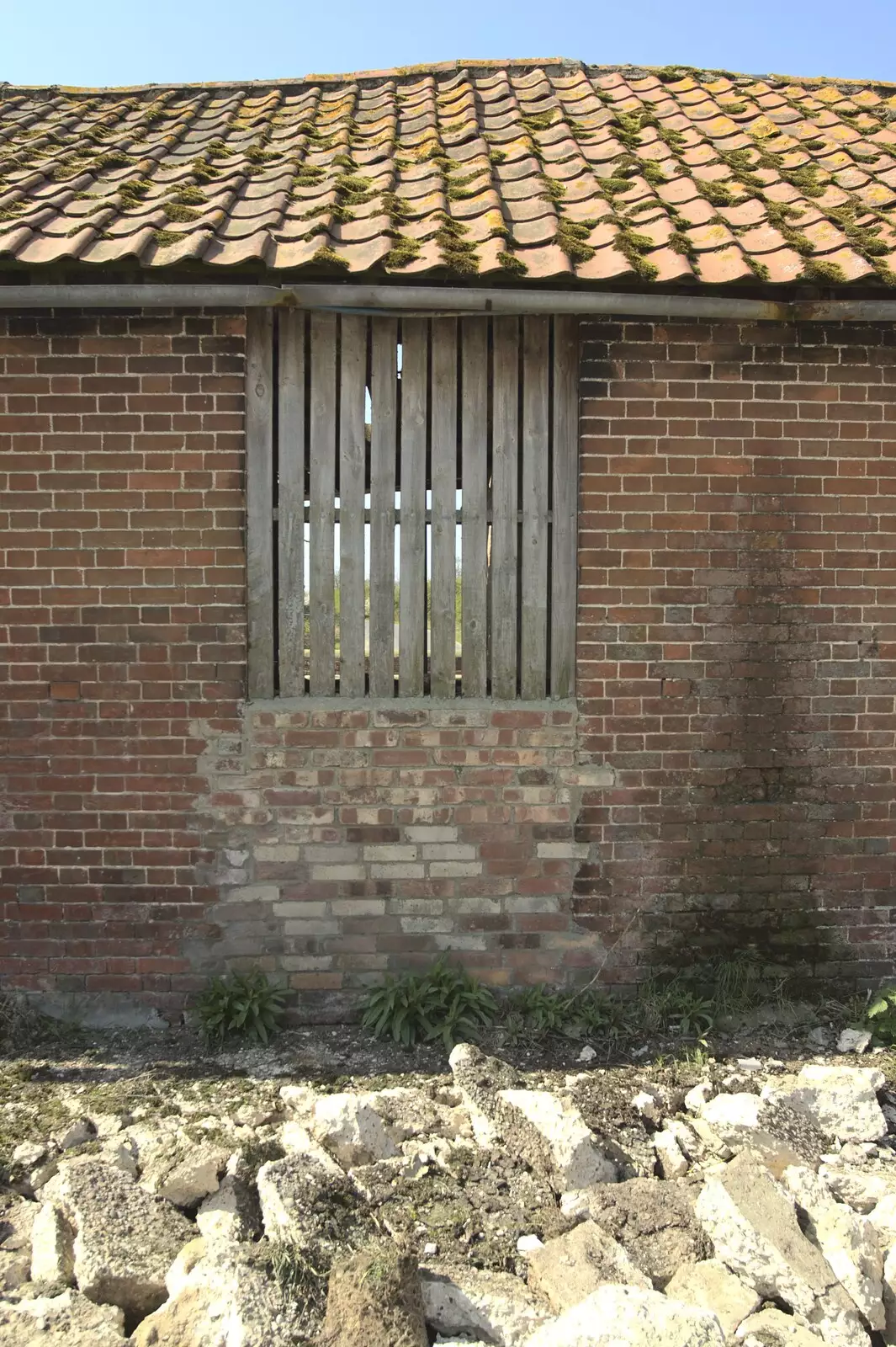 A boarded-up window, from Stupid Volcanic Ash: Southwold and Stuston Farm Shop, Suffolk - 18th April 2010