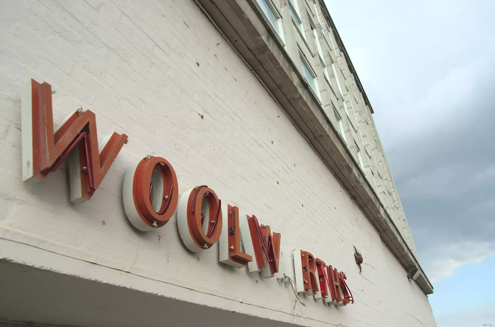 The remains of an old Woolworth's sign, from A Trip to Norwich, and Ipswich Dereliction, Norfolk and Suffolk - 24th April 2010