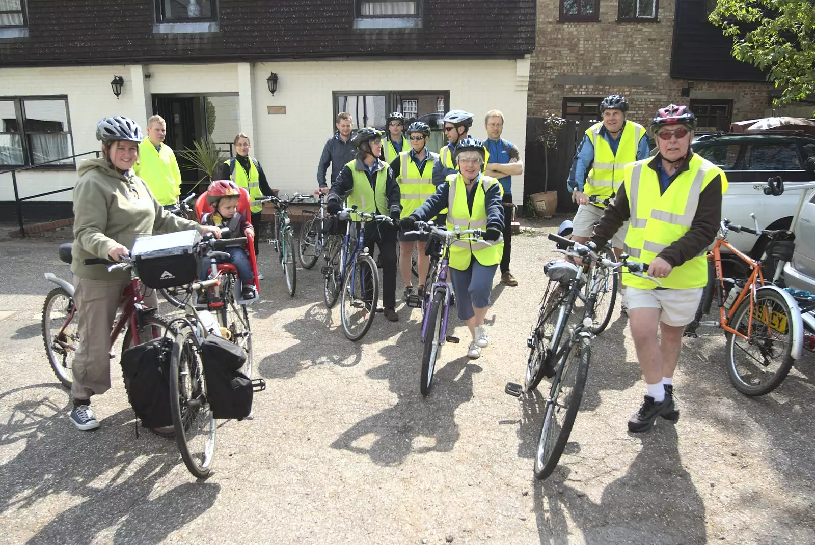 A BSCC group photo, from The BSCC Weekend Away, Buckden, St. Neots, Huntingdonshire - 15th May 2010