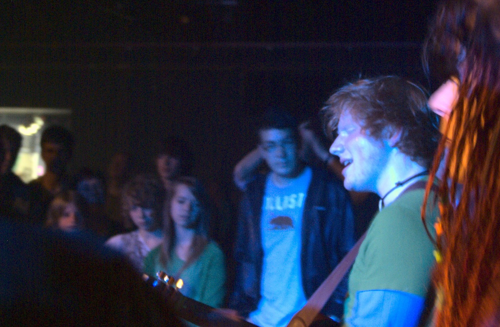 The BBs with Ed Sheeran Up The Junction, Clifton Way, Cambridge - 1st June 2010: Ed on guitar in the crowd