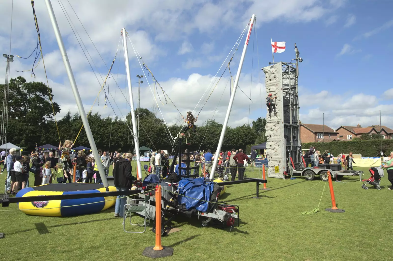 Bungee jumpers and climbing walls, from Fred at the Carnival, Brewer's Green Lane, Diss, Norfolk - 21st June 2010