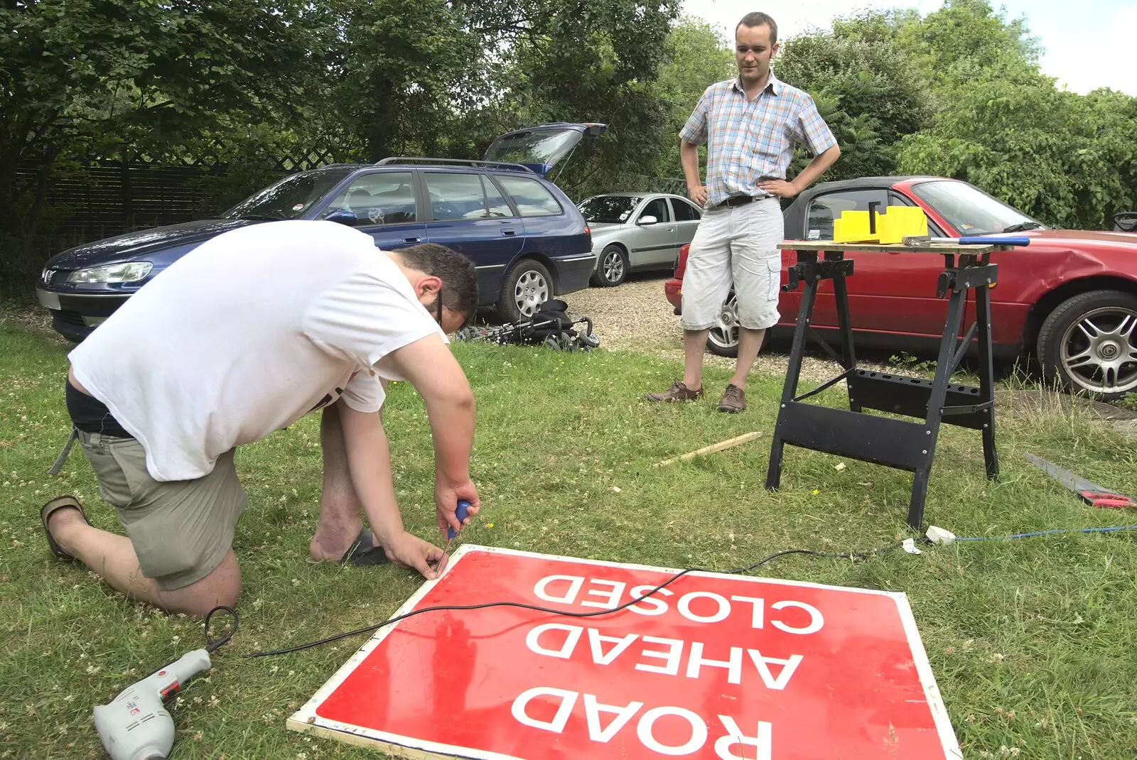 An abandoned sign is turned into a blackboard, from Wedding-Eve Beers at The Swan Inn, Brome, Suffolk - 2nd July 2010