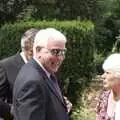 Colin has a laff, Nosher and Isobel's Wedding, Brome, Suffolk - 3rd July 2010