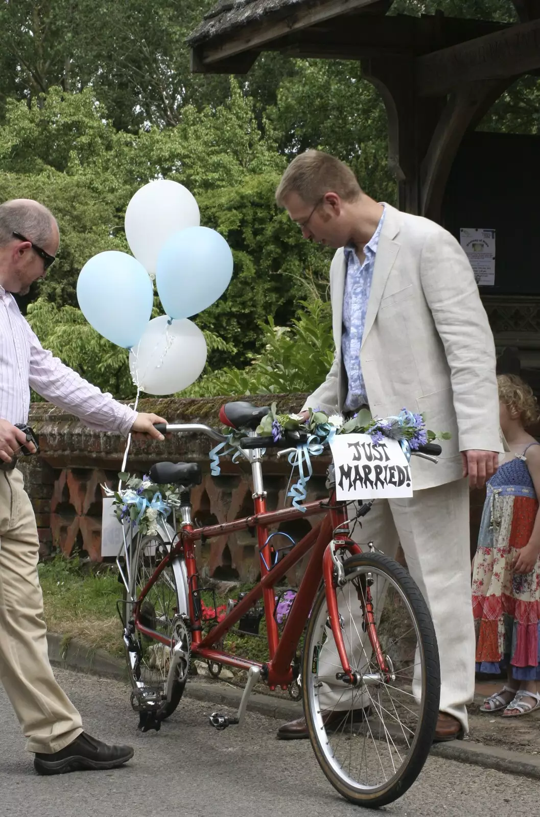 Marc preps the tandem, from Nosher and Isobel's Wedding, Brome, Suffolk - 3rd July 2010