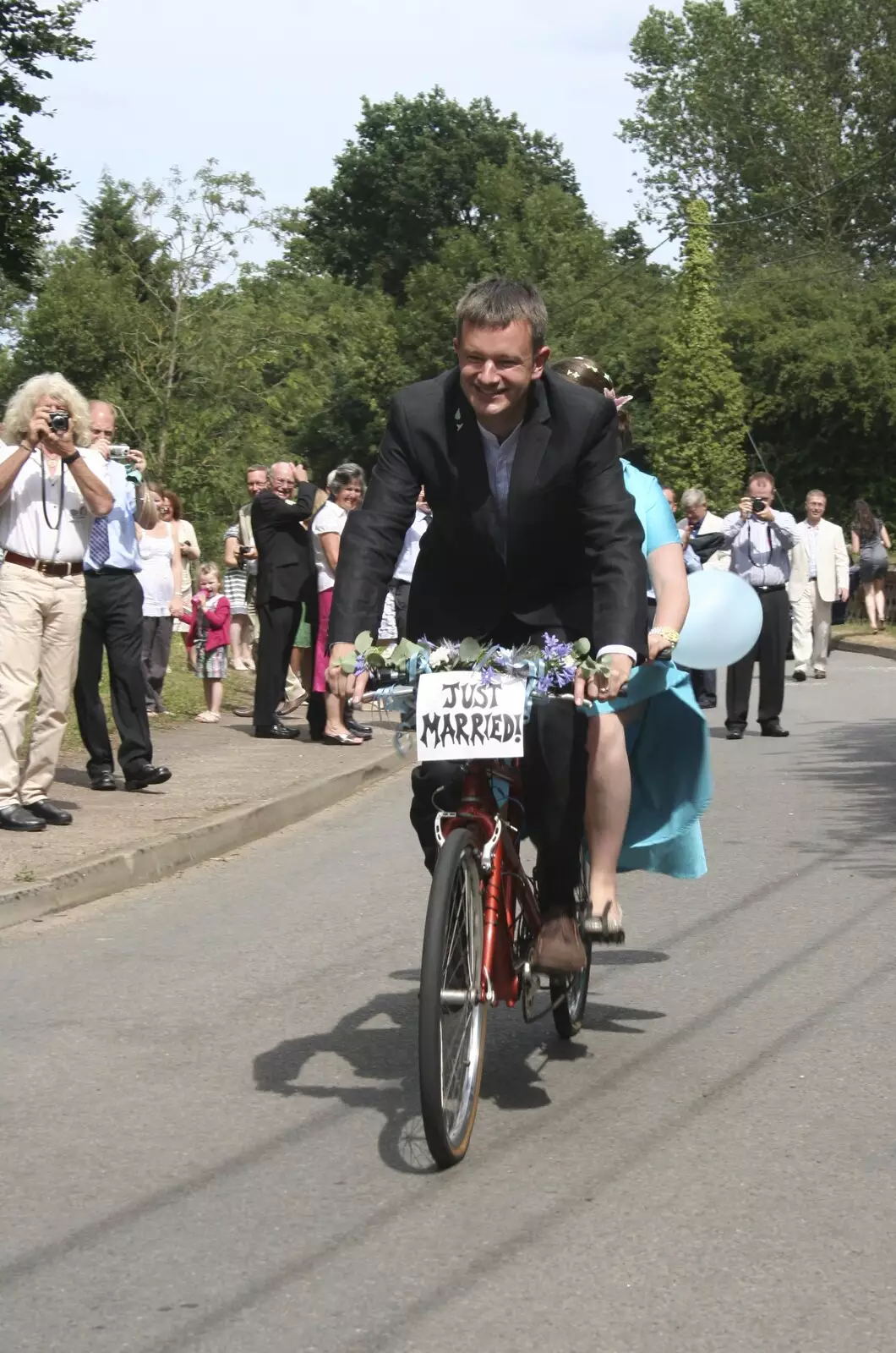 We head off on the tandem, from Nosher and Isobel's Wedding, Brome, Suffolk - 3rd July 2010