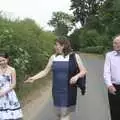 Emily, Sis and the Old Man, Nosher and Isobel's Wedding, Brome, Suffolk - 3rd July 2010