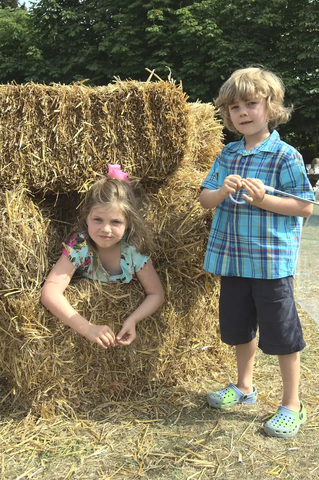 Sydney and Rowan in straw, from Nosher and Isobel's Wedding, Brome, Suffolk - 3rd July 2010