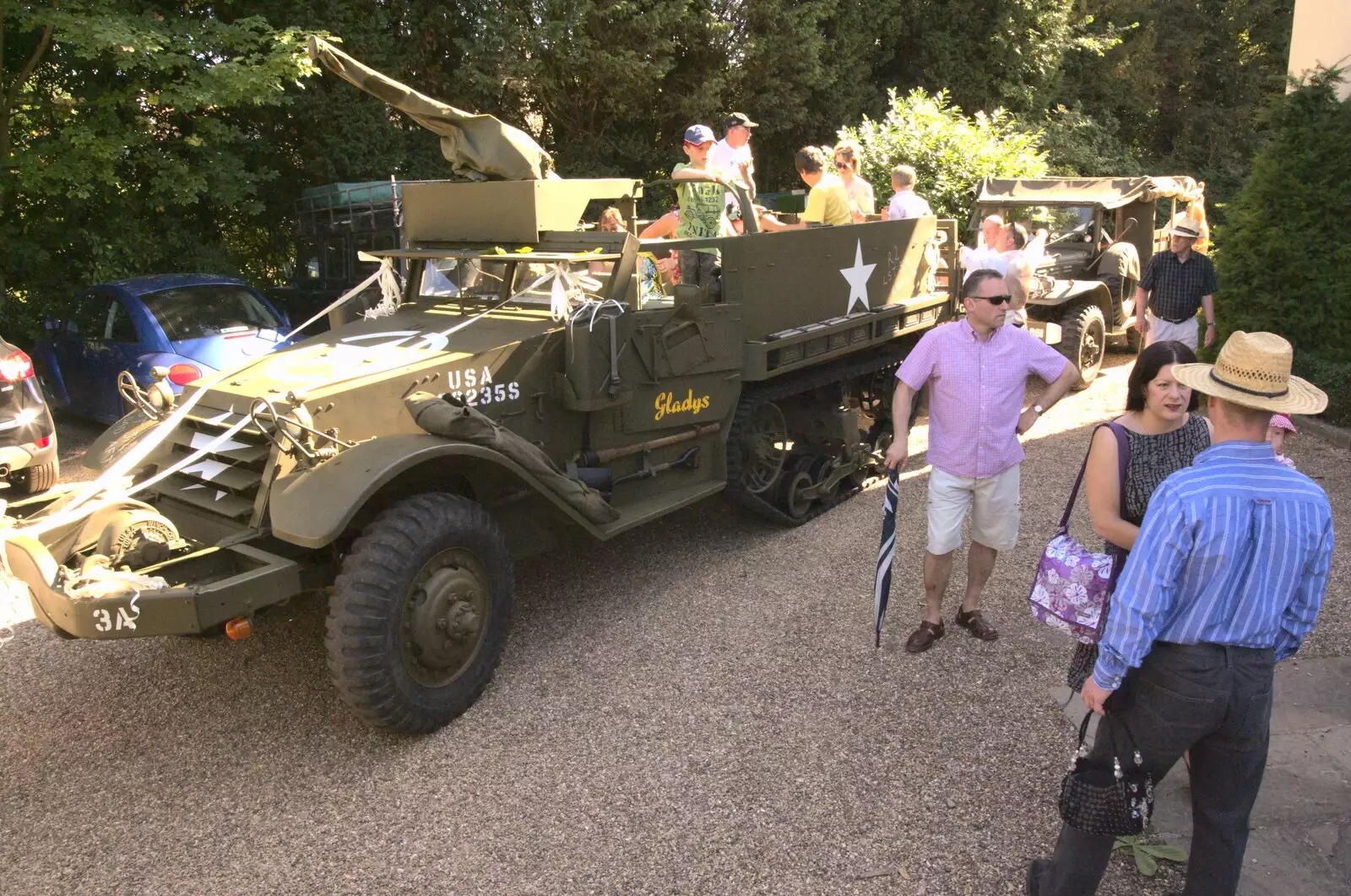 The half-track loads up with some guests, from Clive and Suzanne's Wedding, Oakley and Brome, Suffolk - 10th July 2010