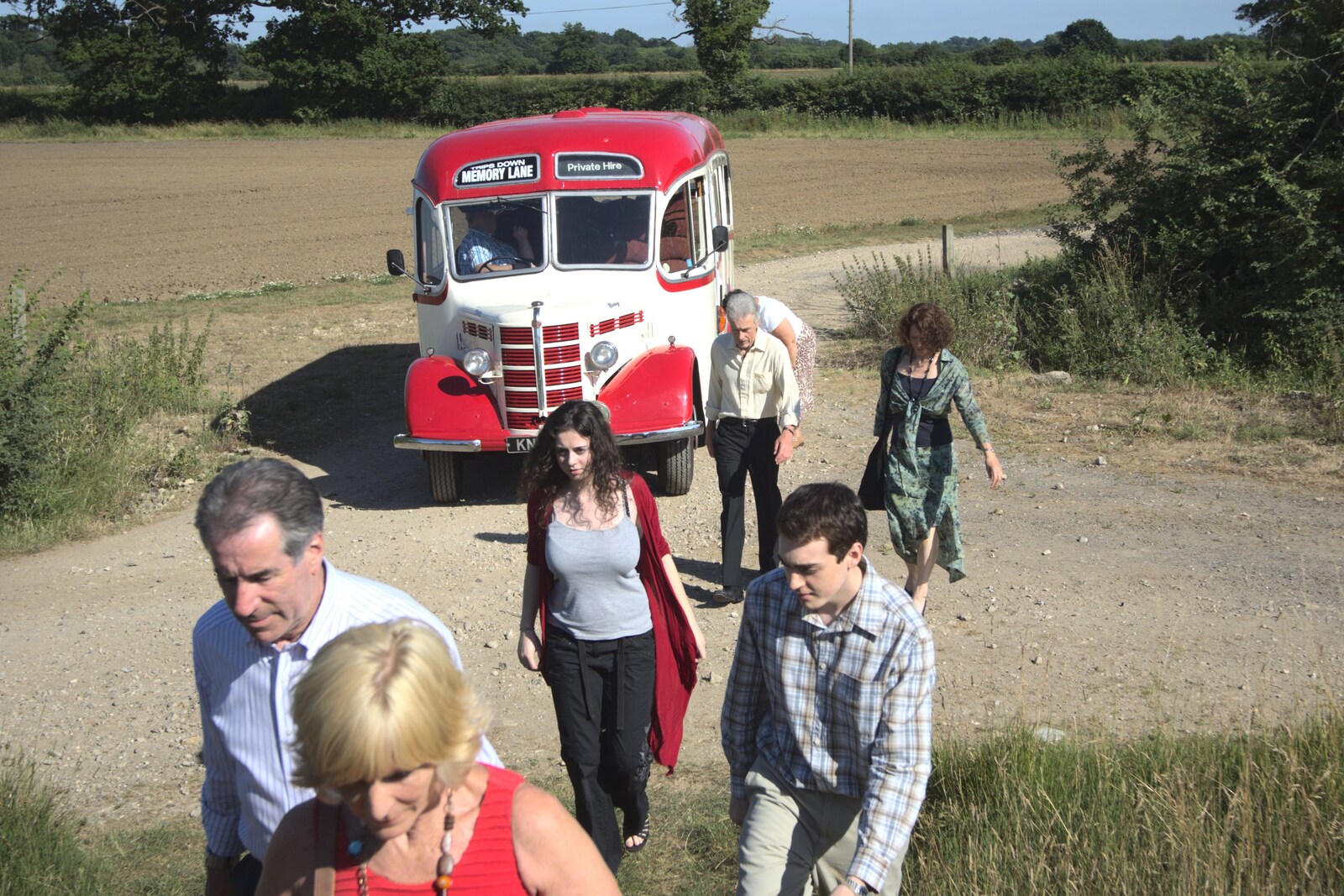 The bus drops off more people from Clive and Suzanne's Wedding, Oakley and Brome, Suffolk - 10th July 2010