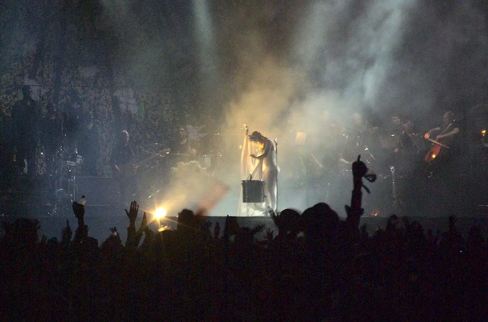 Florence and the Machine do their thing, from The Fifth Latitude Festival, Henham Park, Suffolk - 16th July 2010