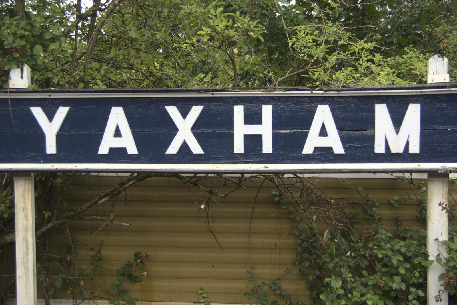 Camping with Trains, Yaxham, Norfolk - 29th August 2010: The Yaxham station sign