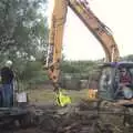 The digger is unhitched from the Land Rover, The Eye Show, Palgrave, Suffolk - 30th August 2010