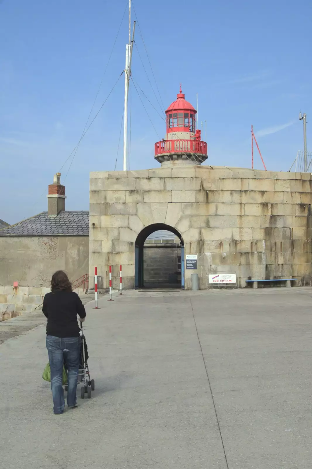 The southern lighthouse at Dun Laoghaire harbour, from A Day in Dun Laoghaire, County Dublin, Ireland - 3rd September 2010