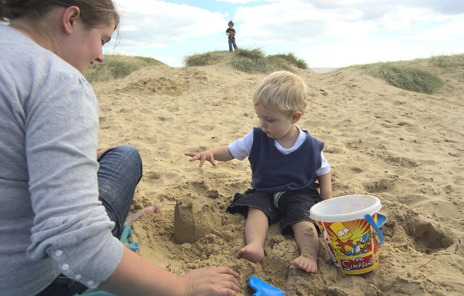 A Trip to Walberswick, Suffolk - 12th September 2010: Fred builds a sand castle