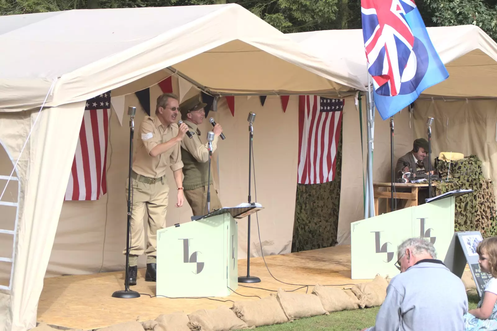 A song from the USO, from A 1940s Steam Weekend, Holt and Sheringham, Norfolk - 18th September 2010