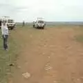 We park up for a picnic, Maasai Mara Safari and a Maasai Village, Ololaimutia, Kenya - 5th November 2010