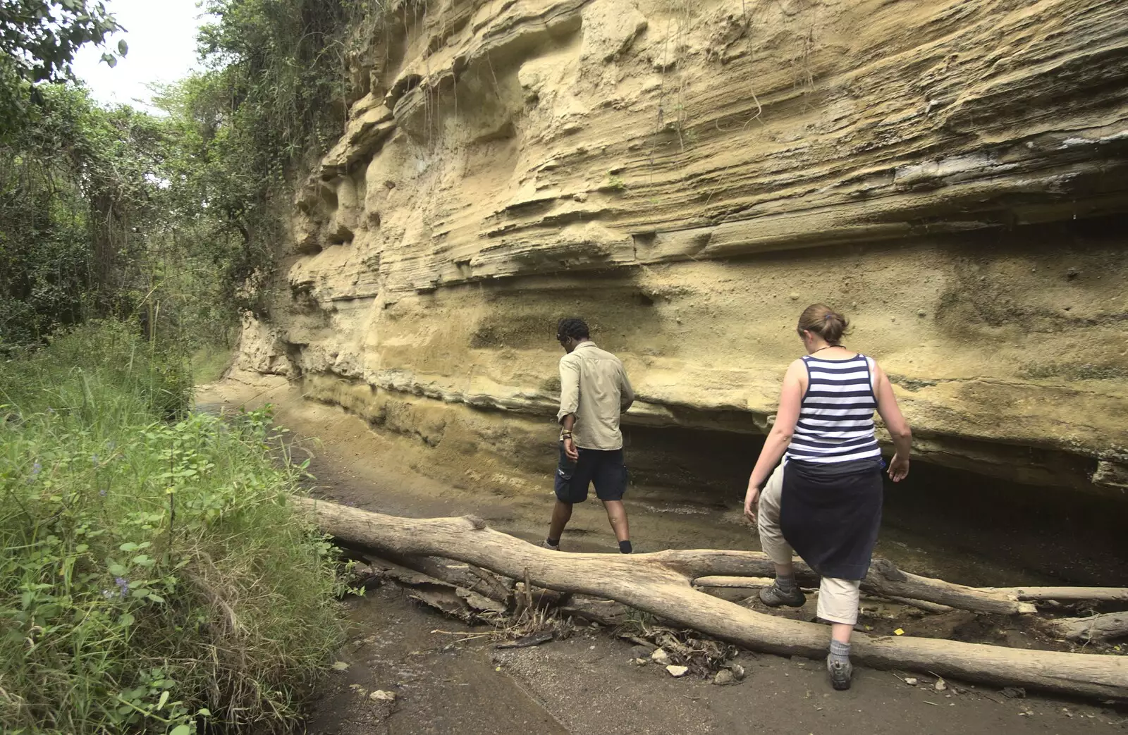 Will and Isobel walk along the dried riverbed, from Narok to Naivasha and Hell's Gate National Park, Kenya, Africa - 5th November 2010