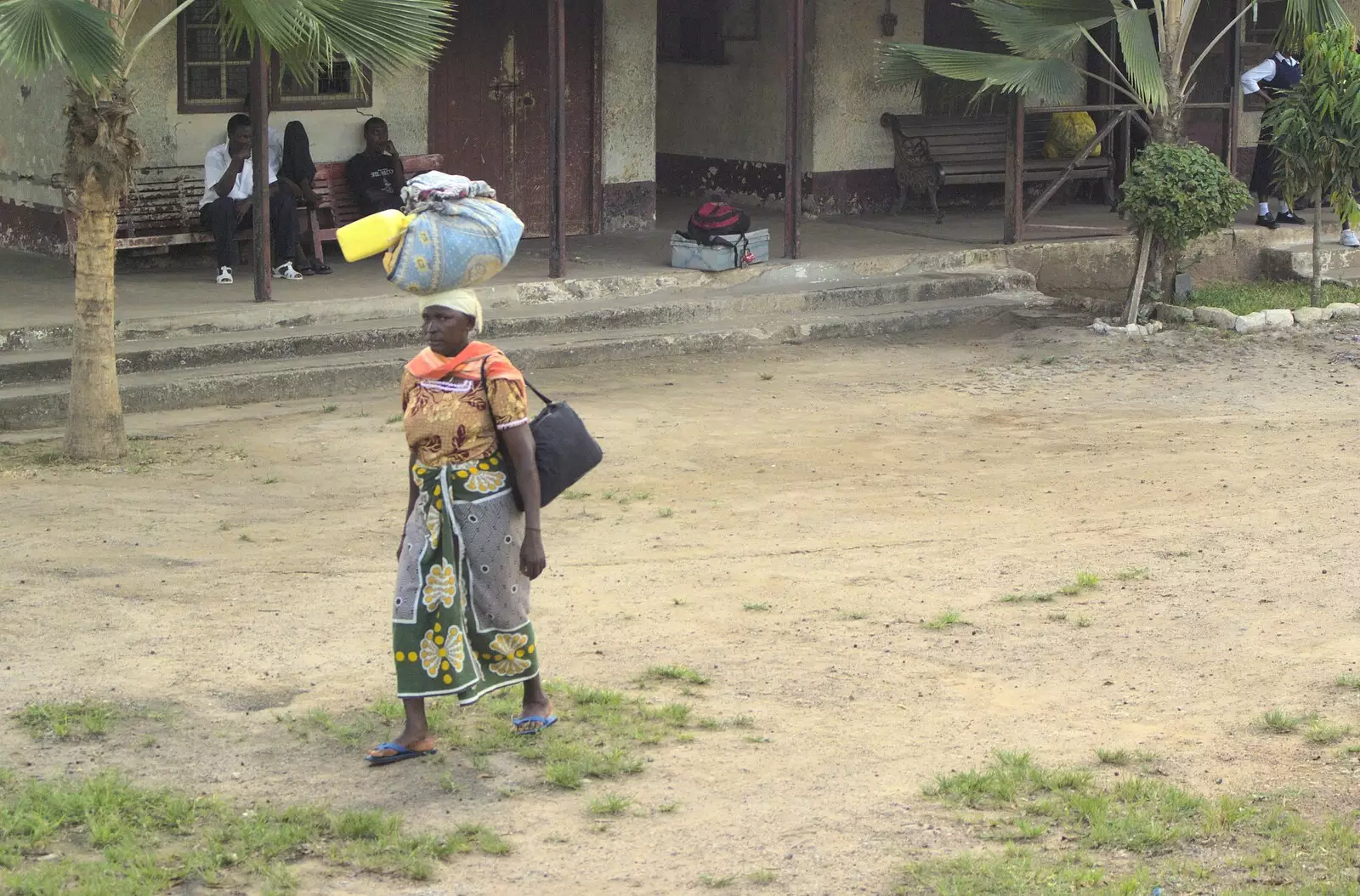 A woman with a bundle on her head, from Long Train (not) Runnin': Tiwi Beach, Mombasa, Kenya - 7th November 2010