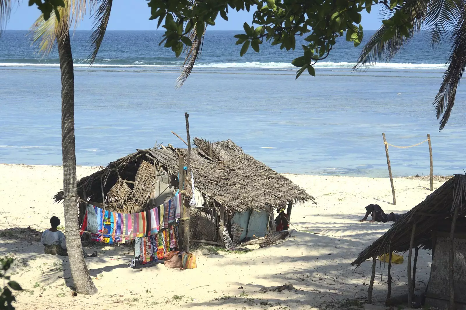 Life on the beach, from Long Train (not) Runnin': Tiwi Beach, Mombasa, Kenya - 7th November 2010