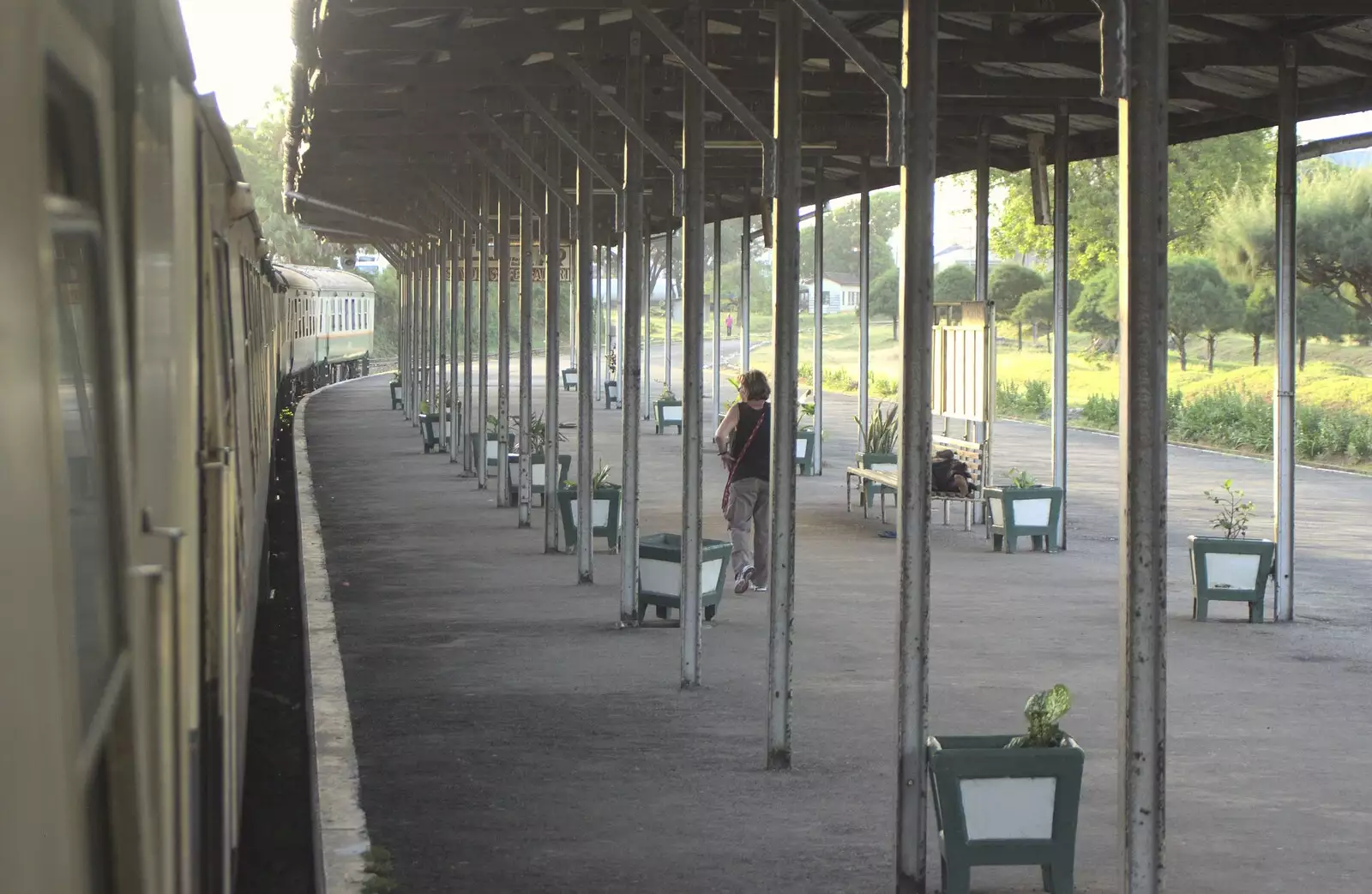 The almost-empty platform, from Long Train (not) Runnin': Tiwi Beach, Mombasa, Kenya - 7th November 2010