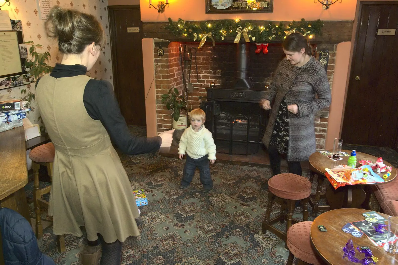 Suey, Fred and Isobel dance, from Christmas Day at the Swan Inn, and some Festive Trips, Brome, Knettishall and Norwich - 25th December 2010