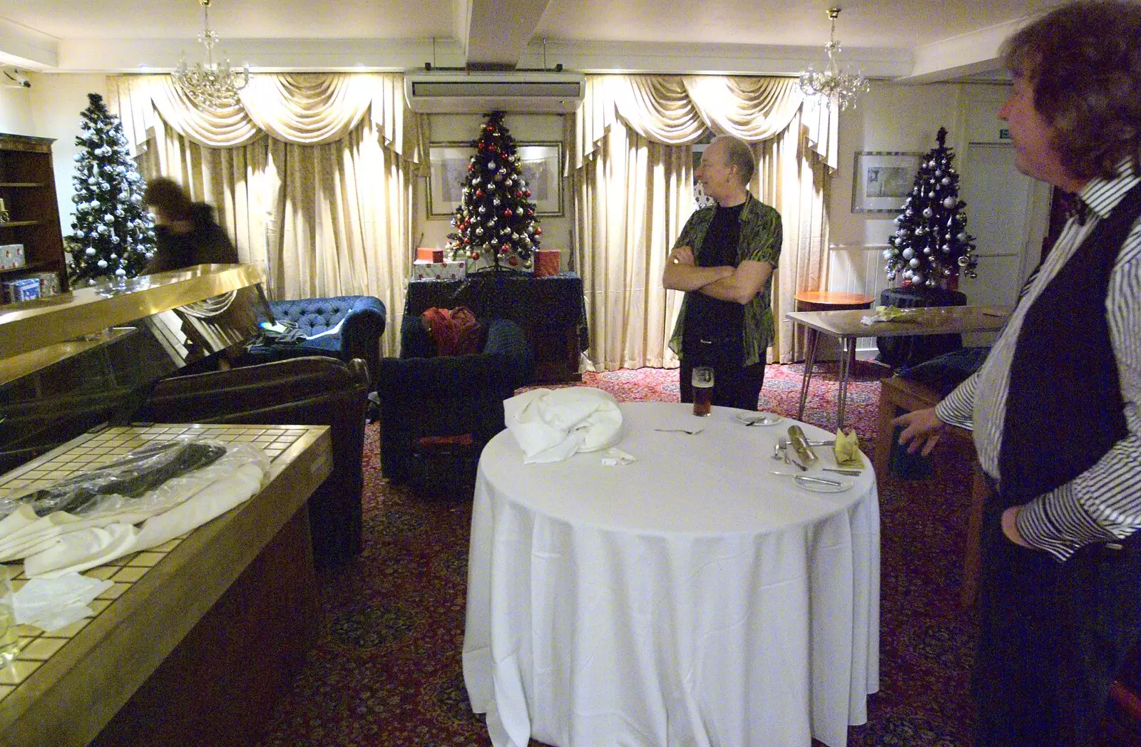 Henry and Max in the Green Room, from New Year's Eve With The BBs, Park Hotel, Diss, Norfolk - 31st December 2010