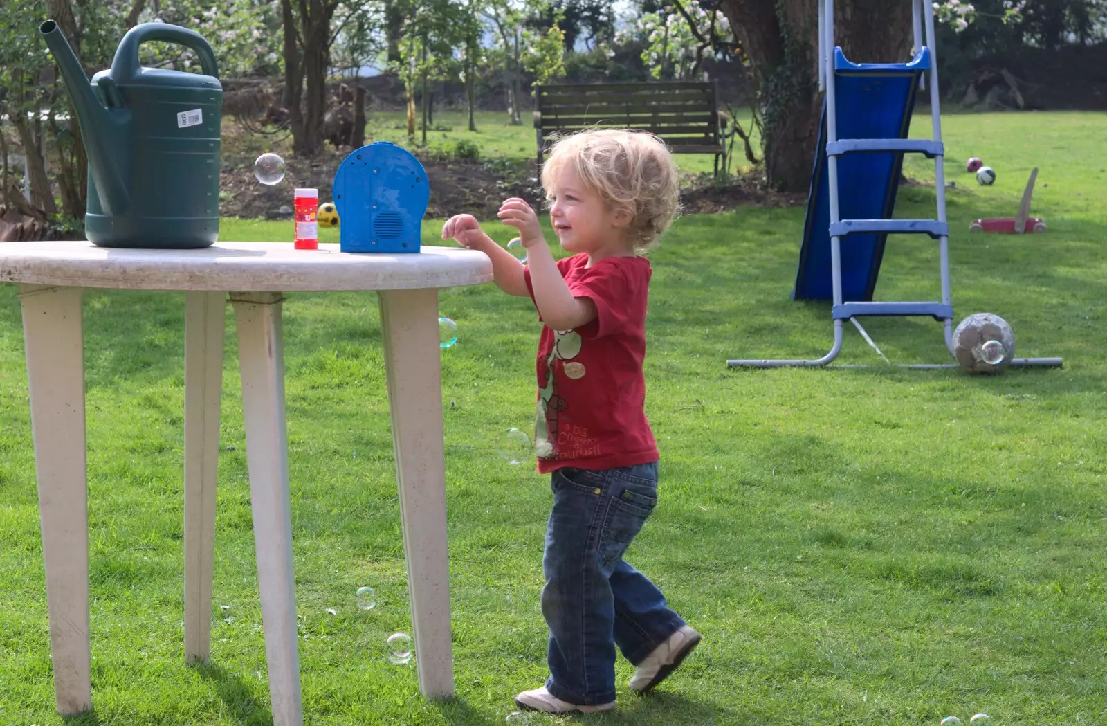 Fred watches bubbles, from Bubbles and Macro Fun, Brome, Suffolk - 17th April 2011